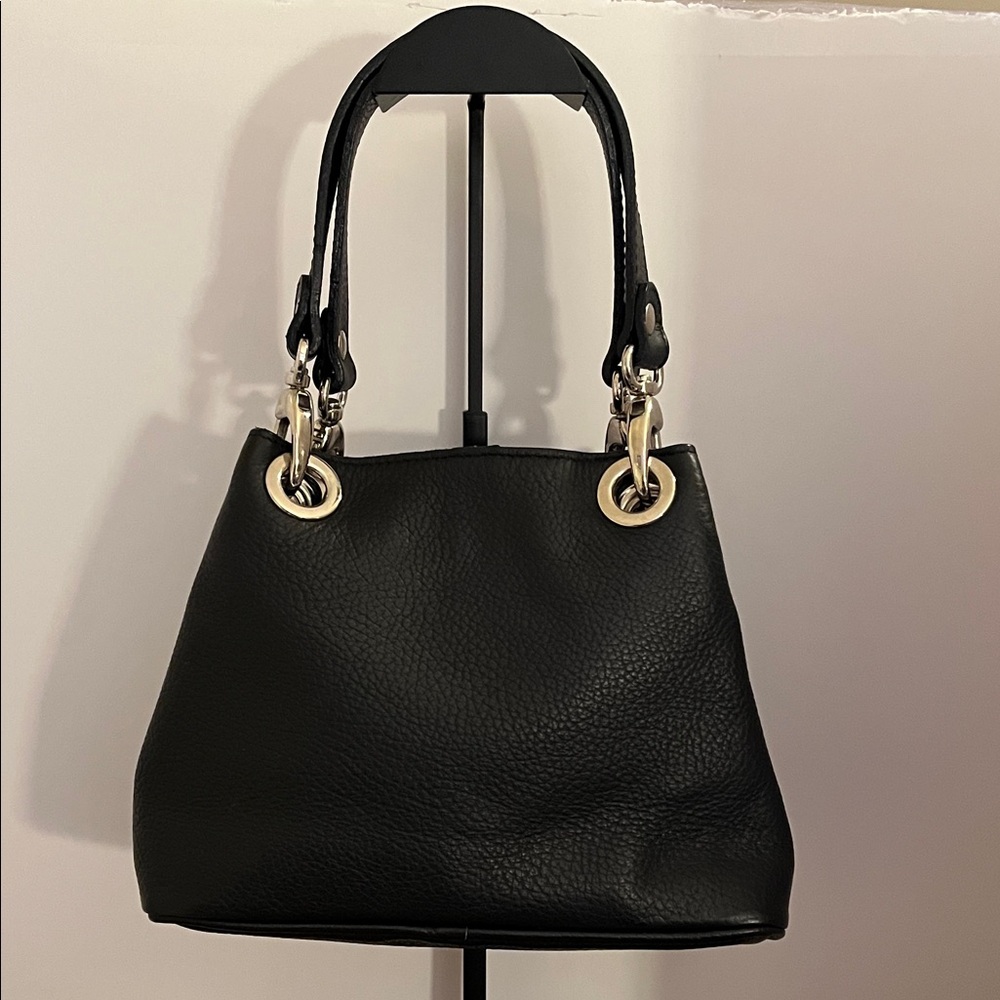 Elegant Italian Black Leather Tote Bag